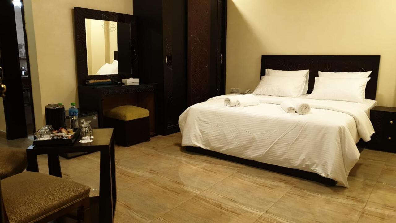 Muscat Horizon Hotel Seeb Bagian luar foto