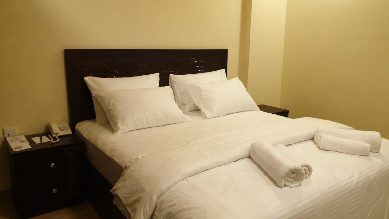 Muscat Horizon Hotel Seeb Bagian luar foto