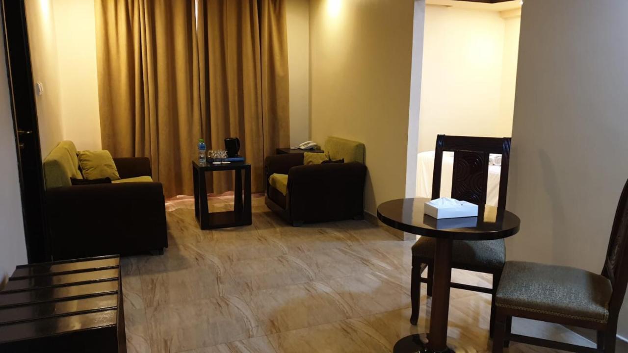 Muscat Horizon Hotel Seeb Bagian luar foto