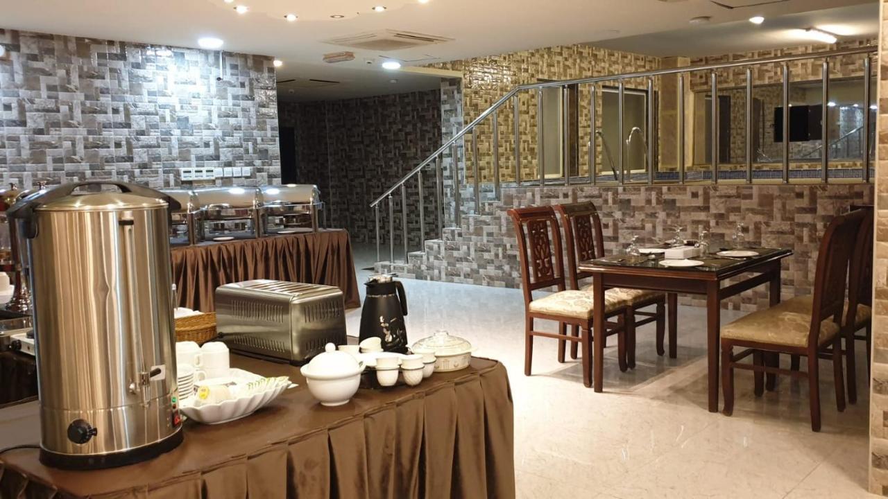 Muscat Horizon Hotel Seeb Bagian luar foto